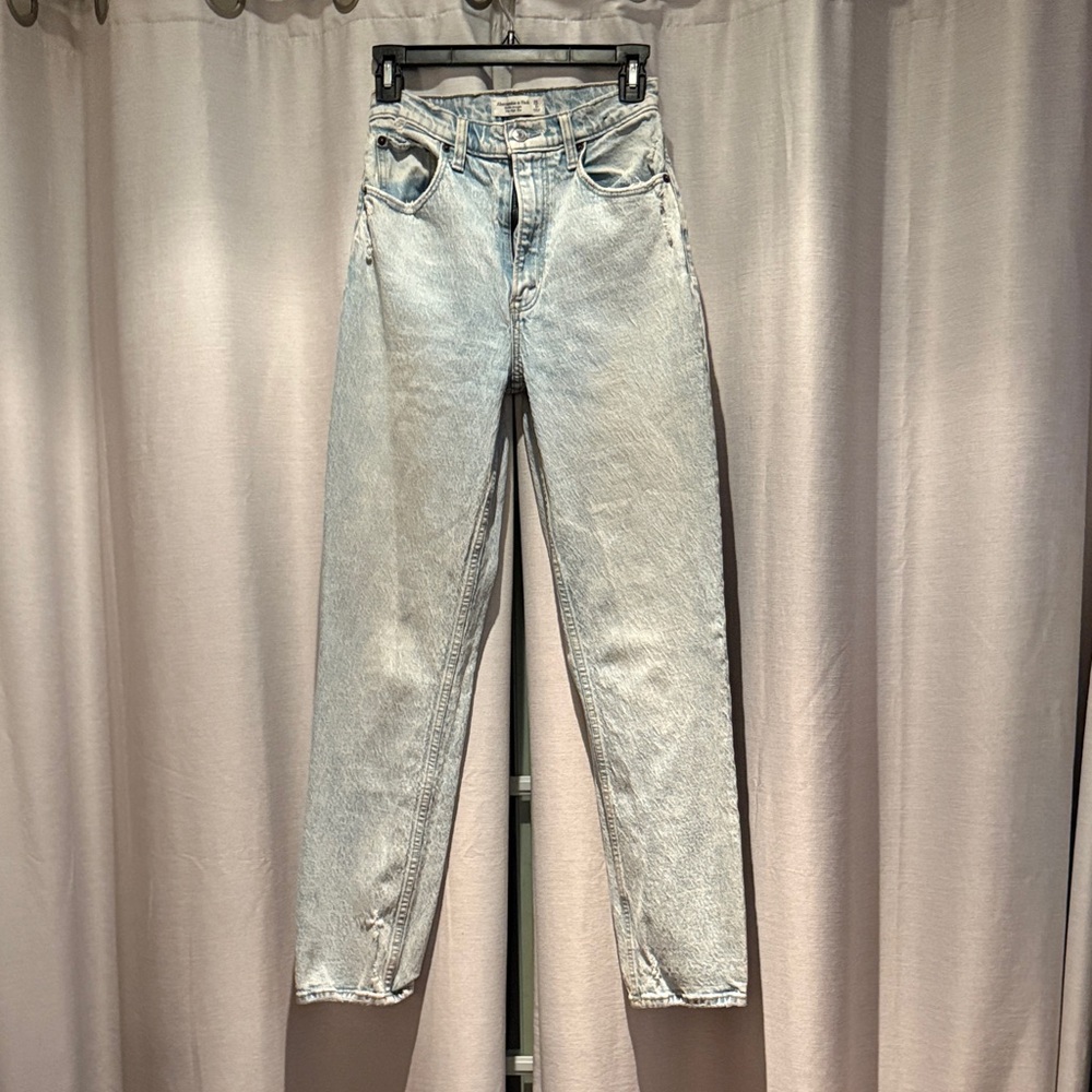 Abercrombie & Fitch Light Blue Women's Jeans